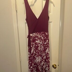 Red and White V-Neck Sleeveless Sheath Maxi Dress